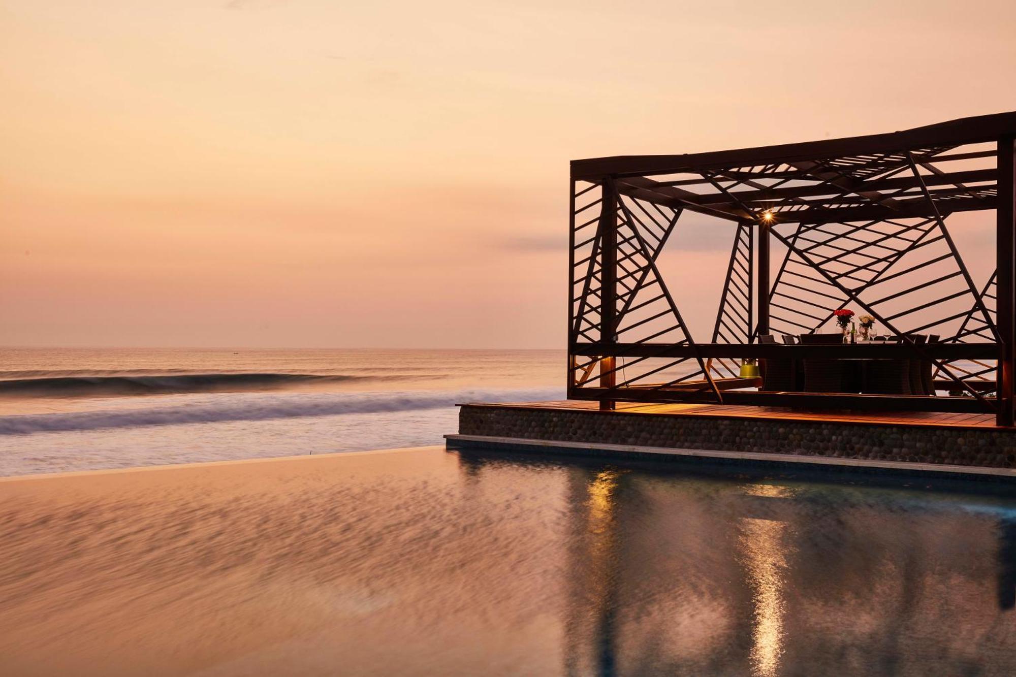 Abian Kapas Beach House ตาบานัน ภายนอก รูปภาพ