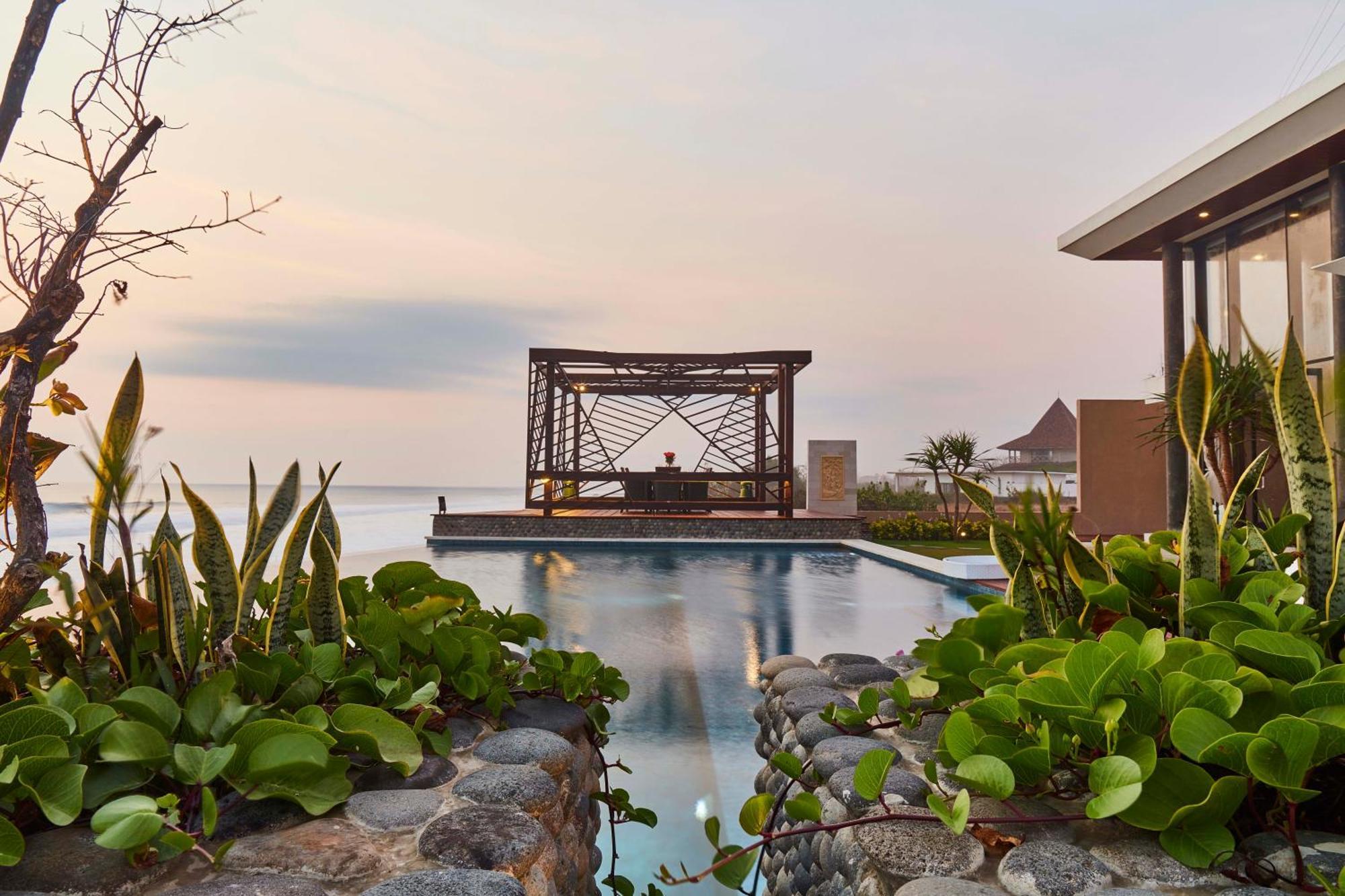Abian Kapas Beach House ตาบานัน ภายนอก รูปภาพ