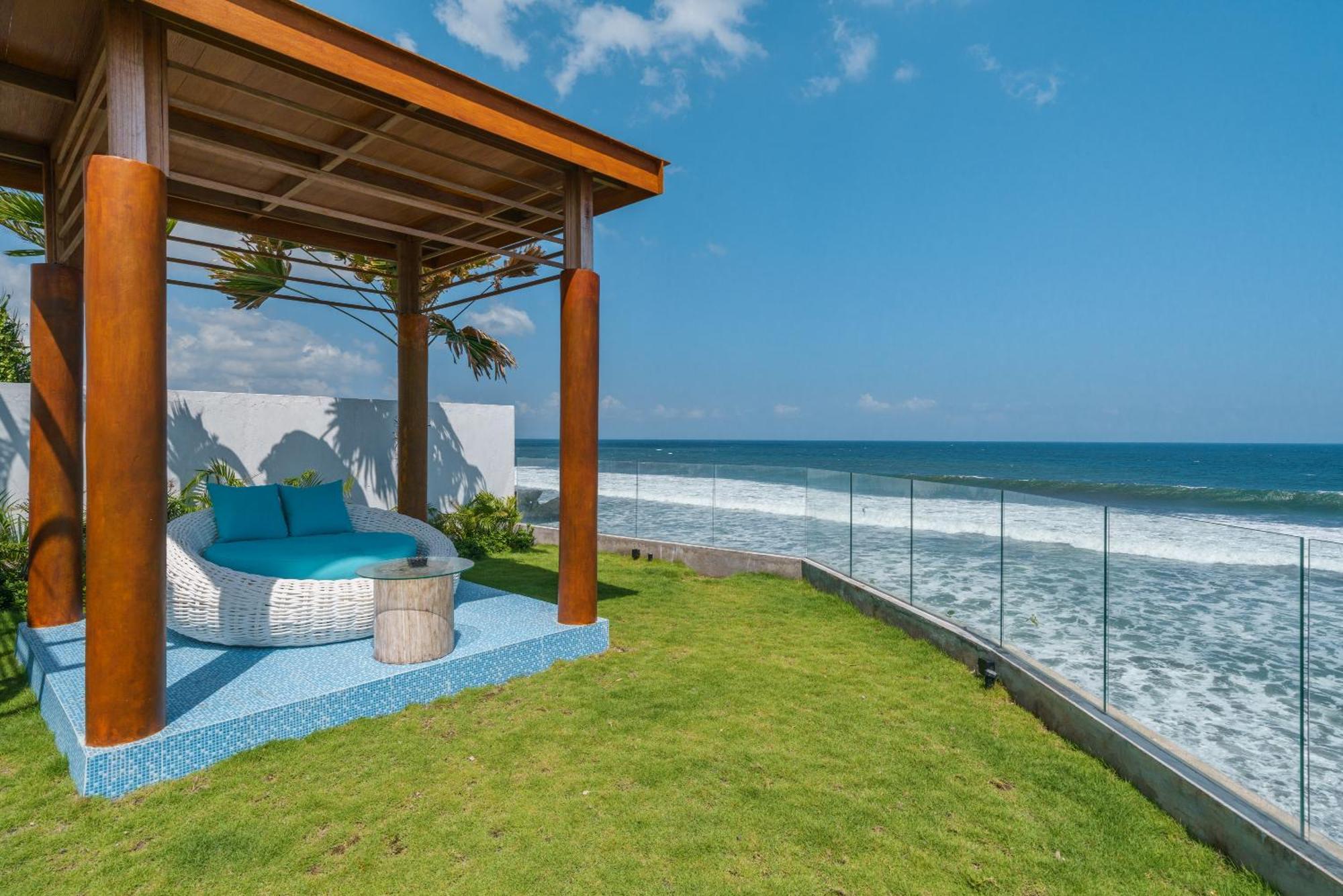 Abian Kapas Beach House ตาบานัน ภายนอก รูปภาพ
